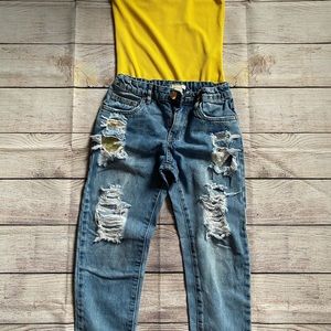 F21 Girls distressed (bf/mom fit) jeans